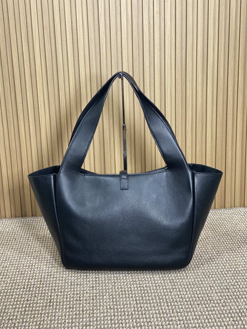 Y51 hobo bags